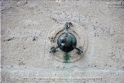 klassizistische Brunnen am Haugerkirchplatz in der Umbauphase